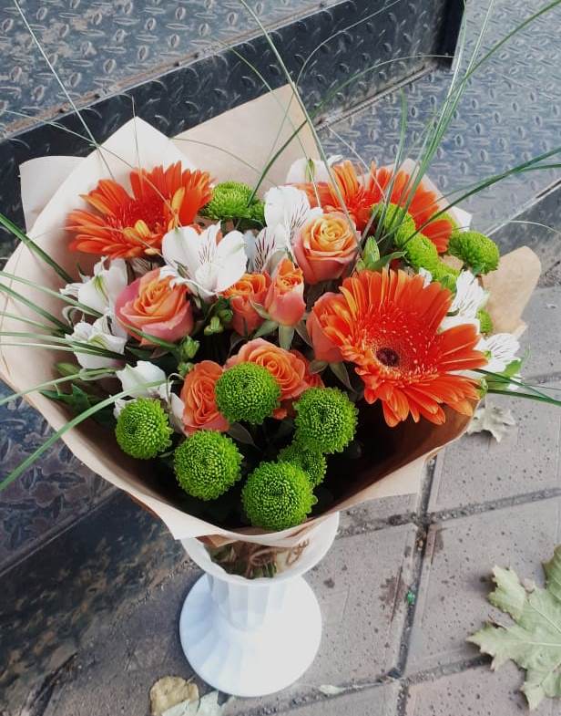 Букет цветов из: Герберы, Хризантемы, Альстромерии и Розы в Щекино