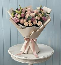 Букет цветов из:  Розы и Лизиантусы в Щекино