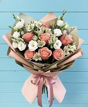 Букет цветов из:  Розы, Альстромерии и Лизиантусы в Щекино