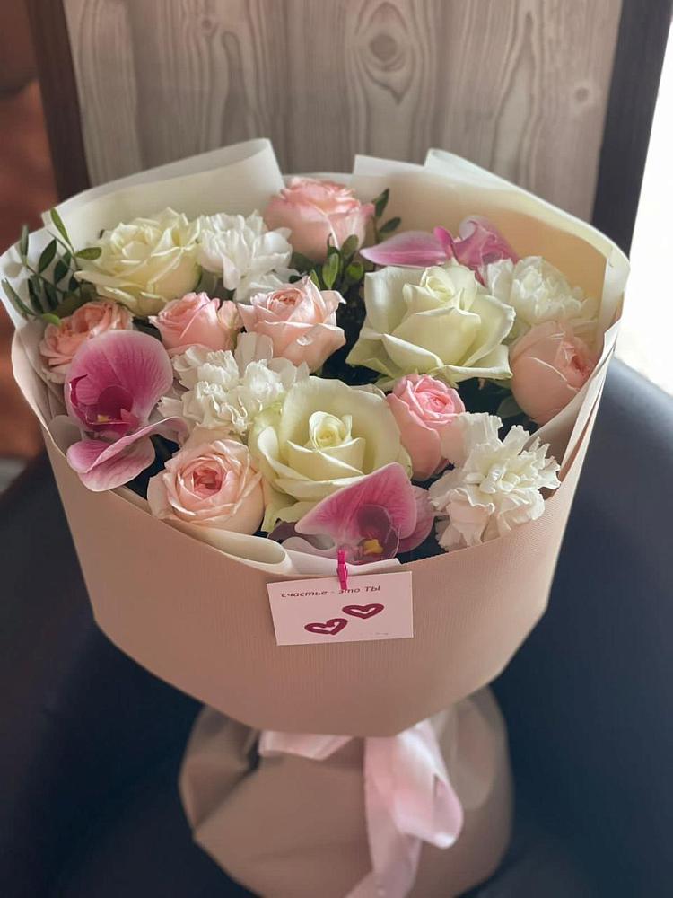 Букет цветов из: Орхидеи, Розы и Гвоздики в Щекино