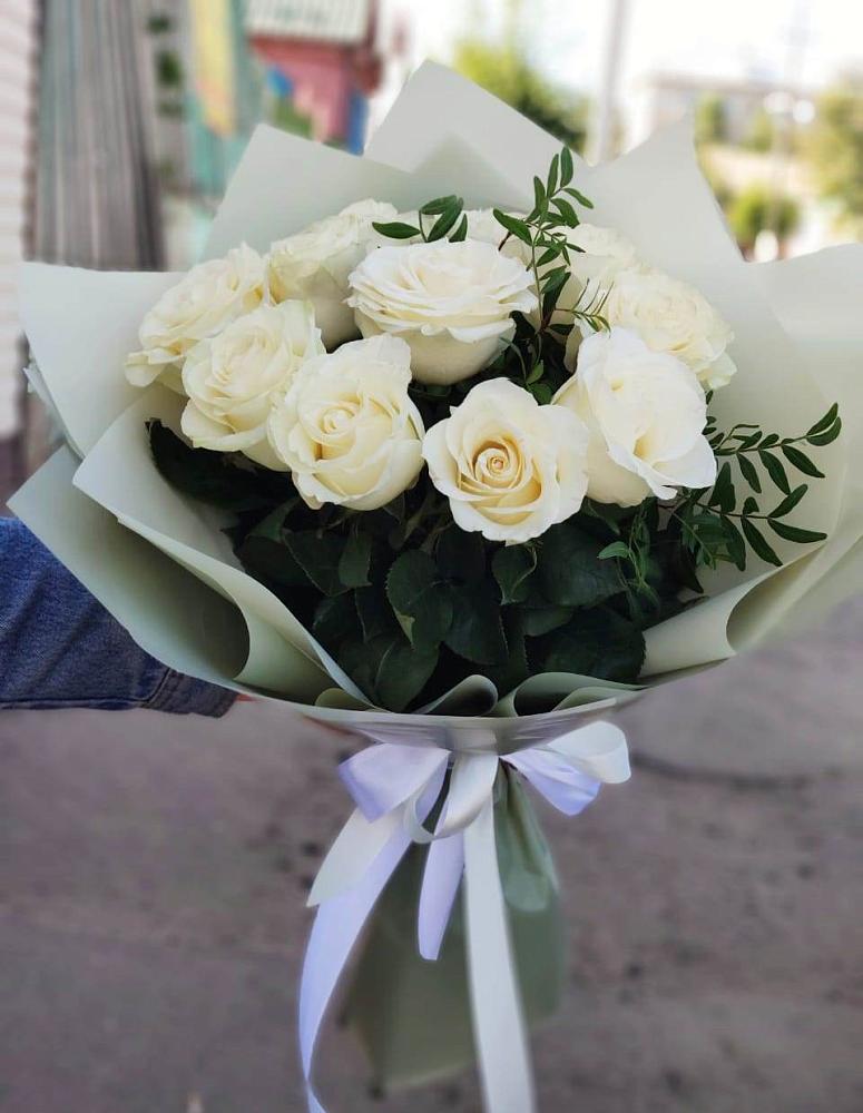 Букет Белые розы Проуд в Щекино