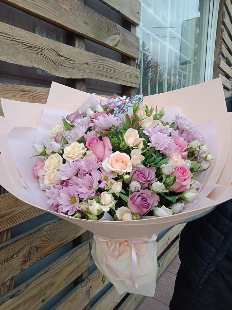 Букет цветов из: Розы и Хризантемы в Щекино