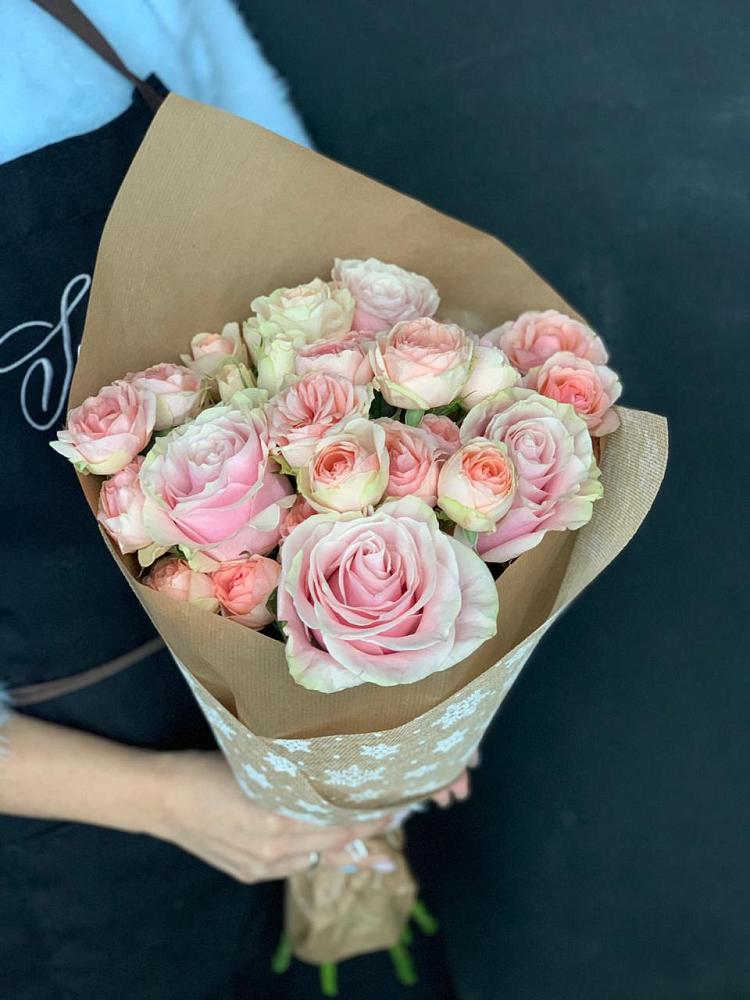 Букет цветов из: Хризантемы и Розы в Щекино