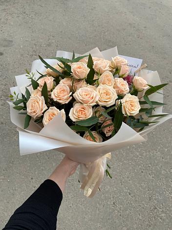 Букет Кремовые розы Латте в Щекино