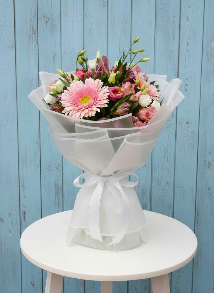 Букет цветов из: Герберы, Альстромерии и Лизиантусы в Щекино